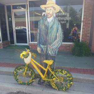 Van Gogh has a bike.